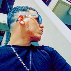 Meet your Posher, Travis